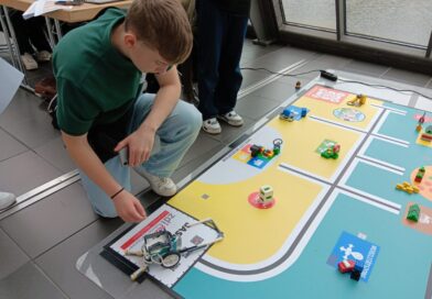 Roboterwettbewerb: Platz 3 der Gelsenkirchener Schulen