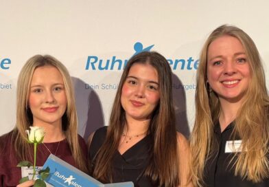 Aufnahmefeier der RuhrTalente: Zwei Schülerinnen des Jahrgangs Q1 ausgezeichnet Aufnahmefeier der RuhrTalente: Zwei Schülerinnen des Jahrgangs Q1 ausgezeichnet